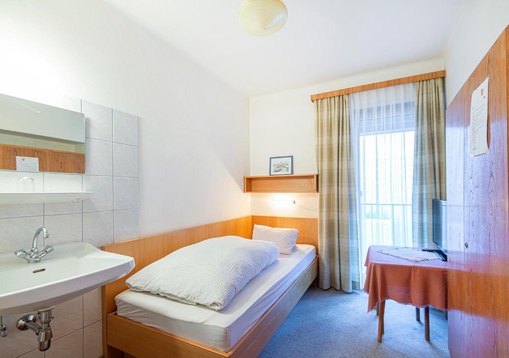 Einzelzimmer Rotkäppchen